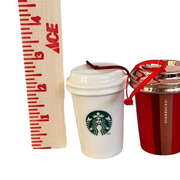 SET OF 2 STARBUCKS CHRISTMAS ORNAMENTS 2014 CUP & CHRISTMAS 2018 CUP - Picture 5 of 6